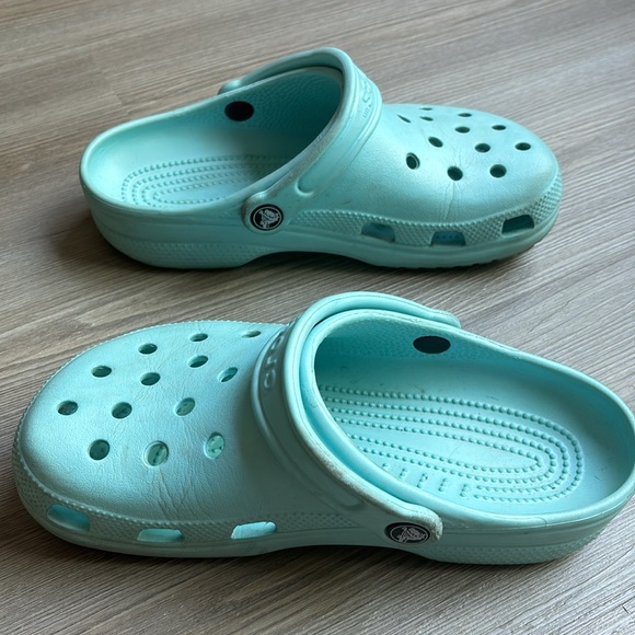 Blue Crocs - Picture 3 of 4